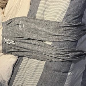 Grey Hollister thing sweatpants